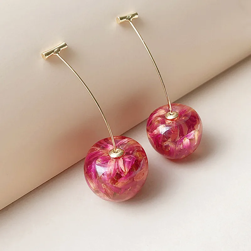 BOUCLE D'OREILLE " CHERRY PINK PETALE "