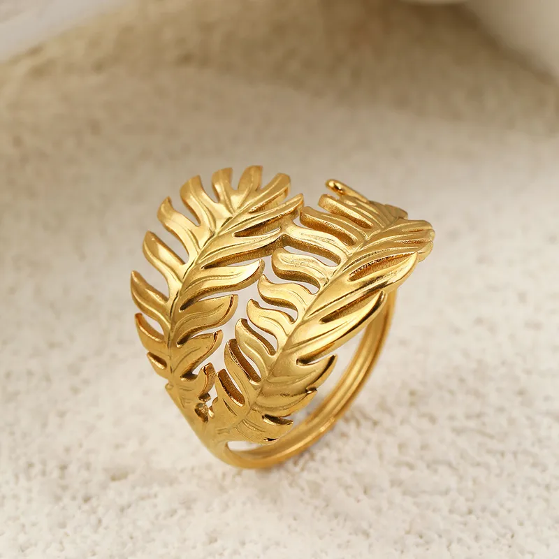 BAGUE "ELEGANCE VEGETALE"